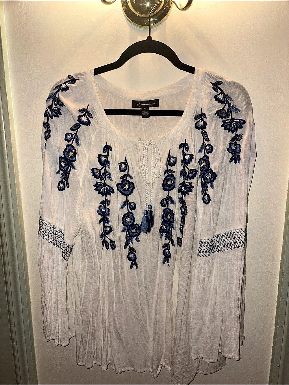 INC International Concepts Floral Embroidered Blouse in White & Blue XL